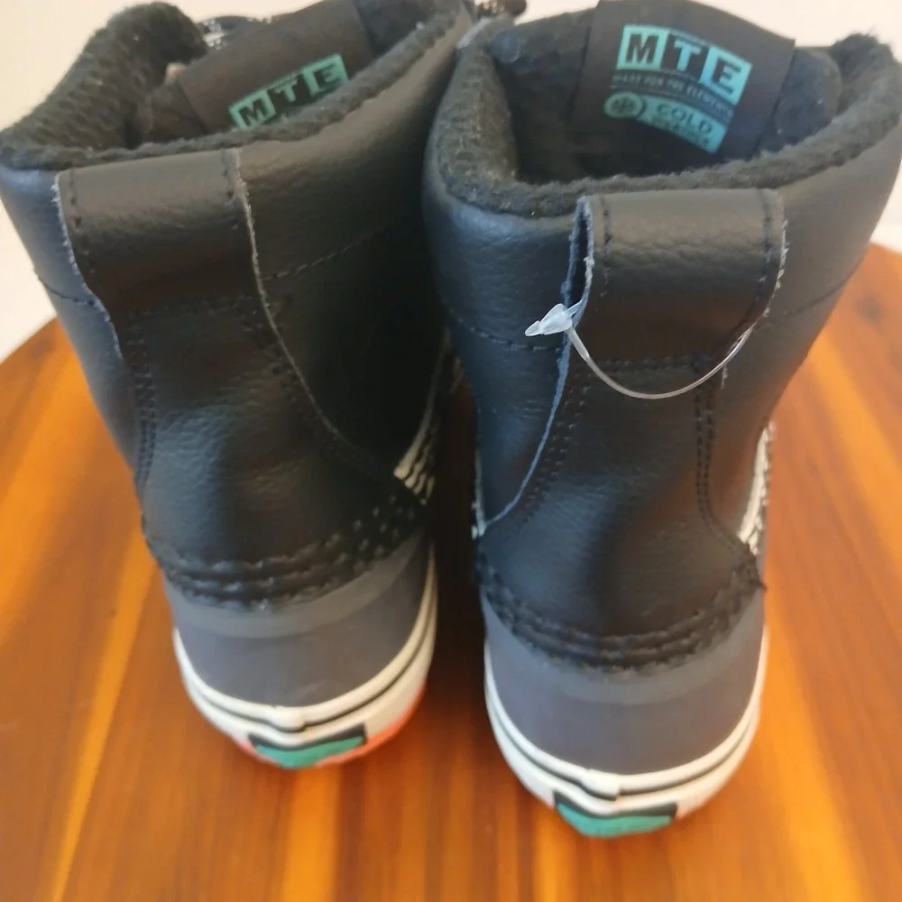 Vans Standard Mid MTE Mens 5.5 Black Grey Snow Boots Outdoors Hiking 721454